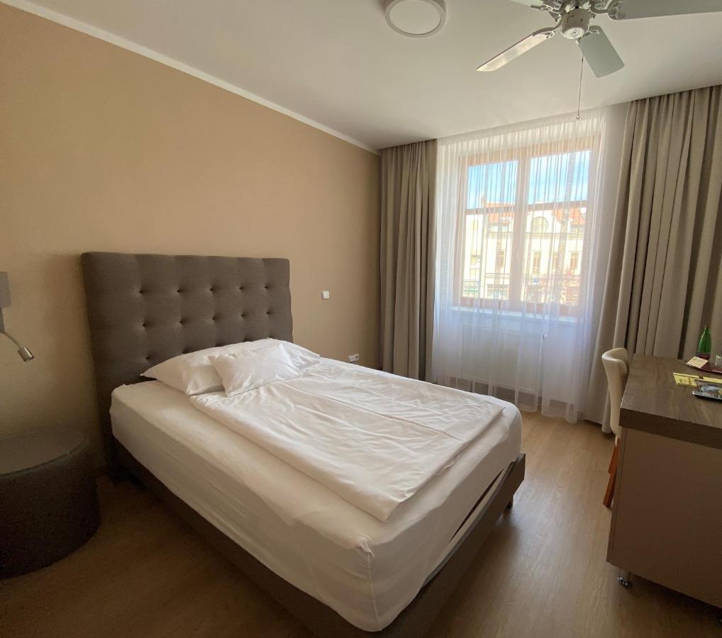 Hotel Magistr Vsetin Exterior photo